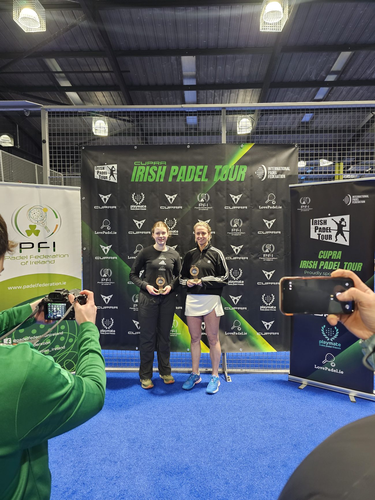 Anna with her Irish Padel Tour trophy